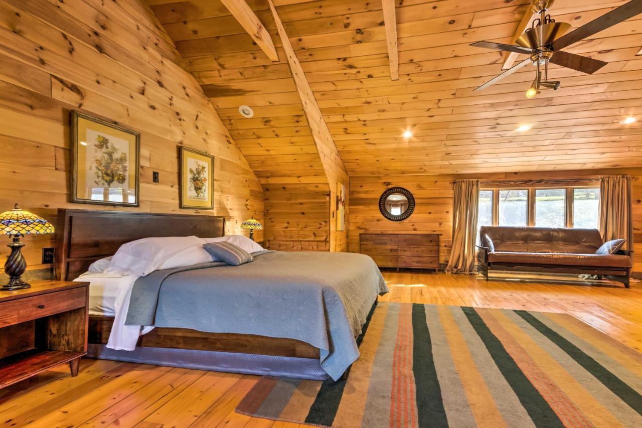 The Cabin At Marys Place With Deck And Mtn Views! Villa Maggie Valley Buitenkant foto