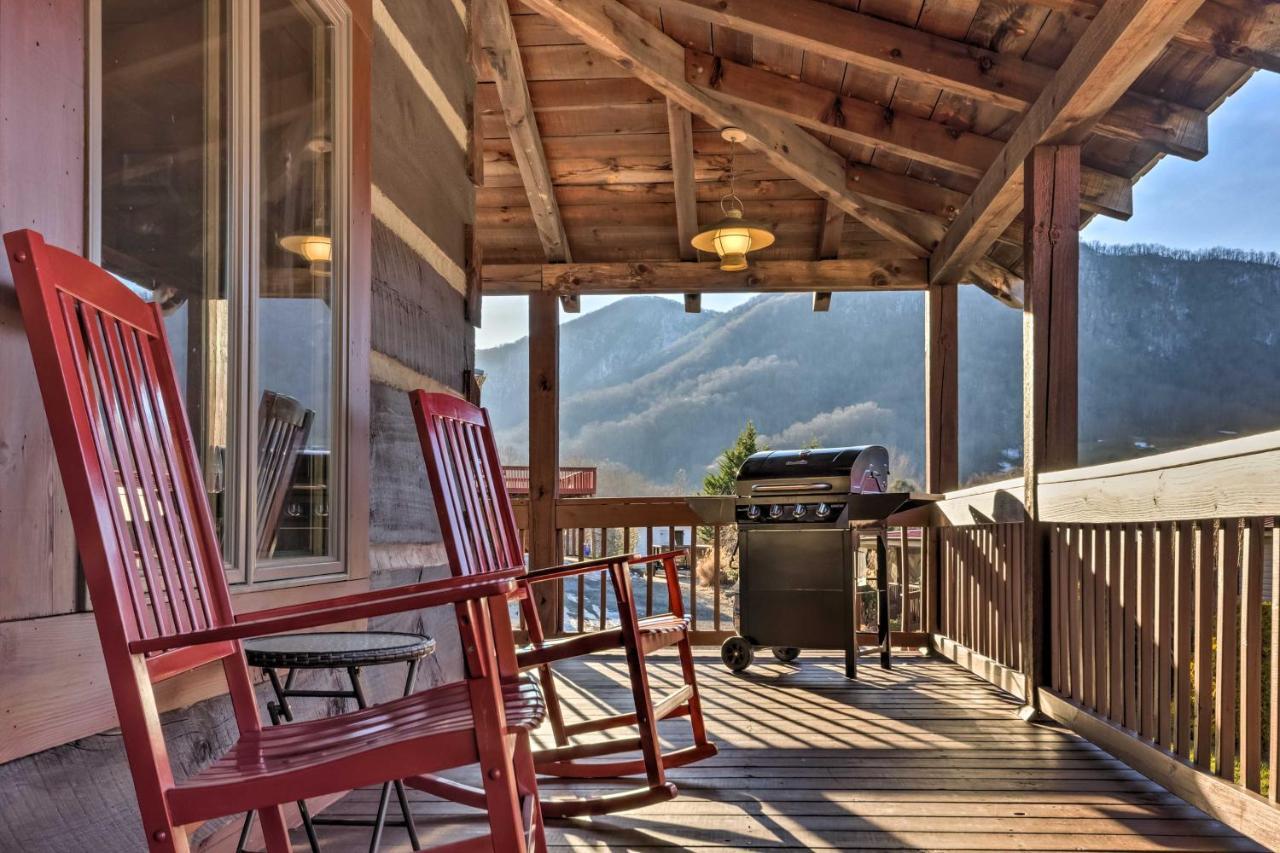 The Cabin At Marys Place With Deck And Mtn Views! Villa Maggie Valley Buitenkant foto