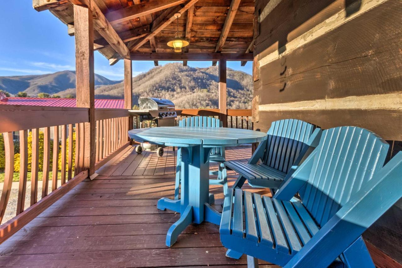 The Cabin At Marys Place With Deck And Mtn Views! Villa Maggie Valley Buitenkant foto